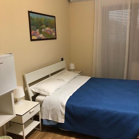 Moon River Guest House Pescara Exterior foto