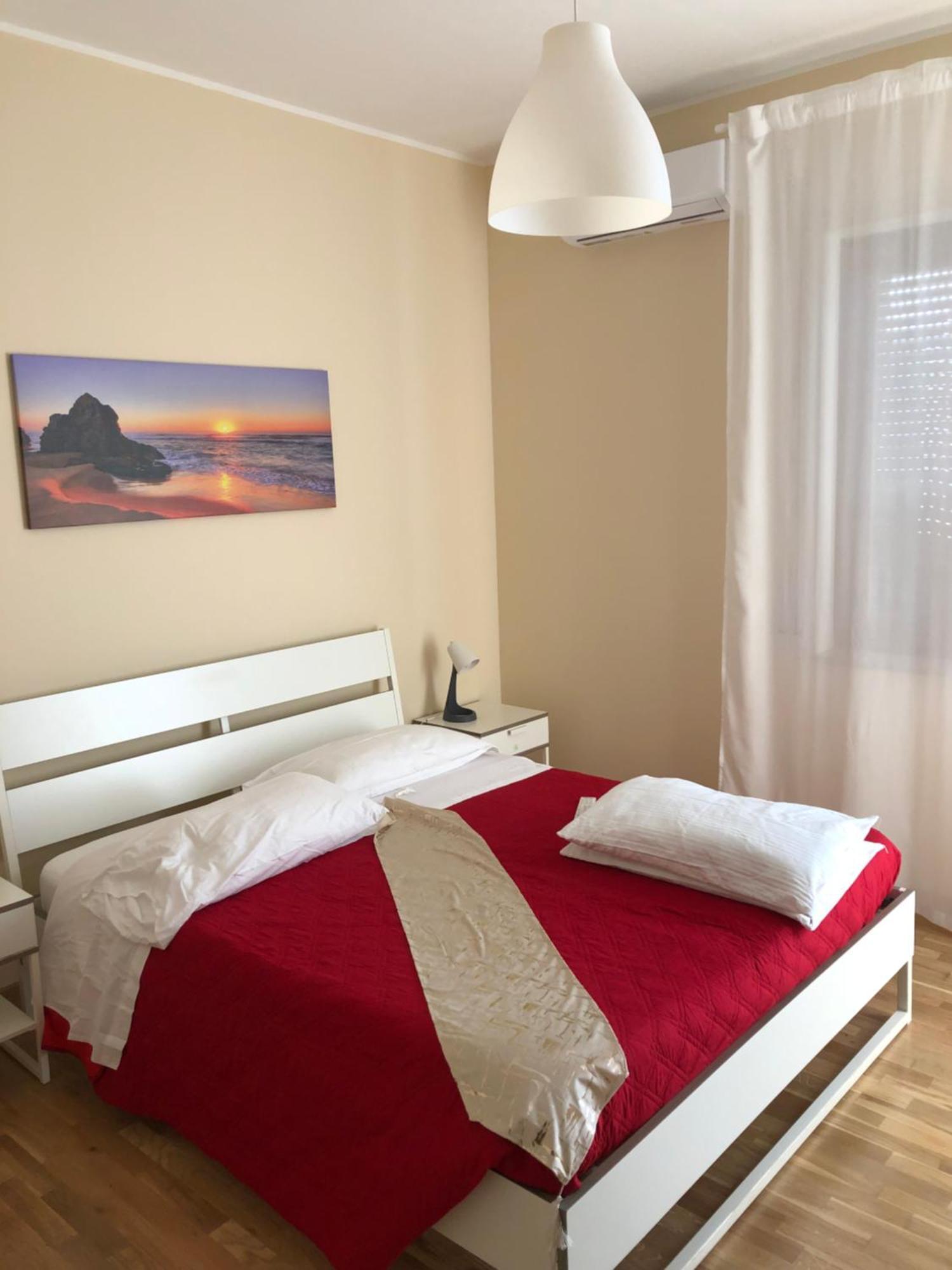 Moon River Guest House Pescara Exterior foto